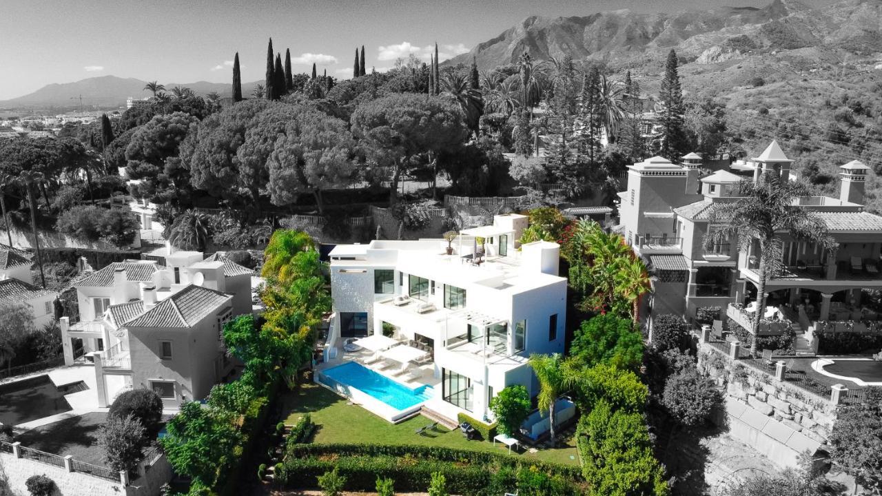 Villa Royale, Moderna Villa Con Piscina Y Vistas Al Mar Marbella Eksteriør billede